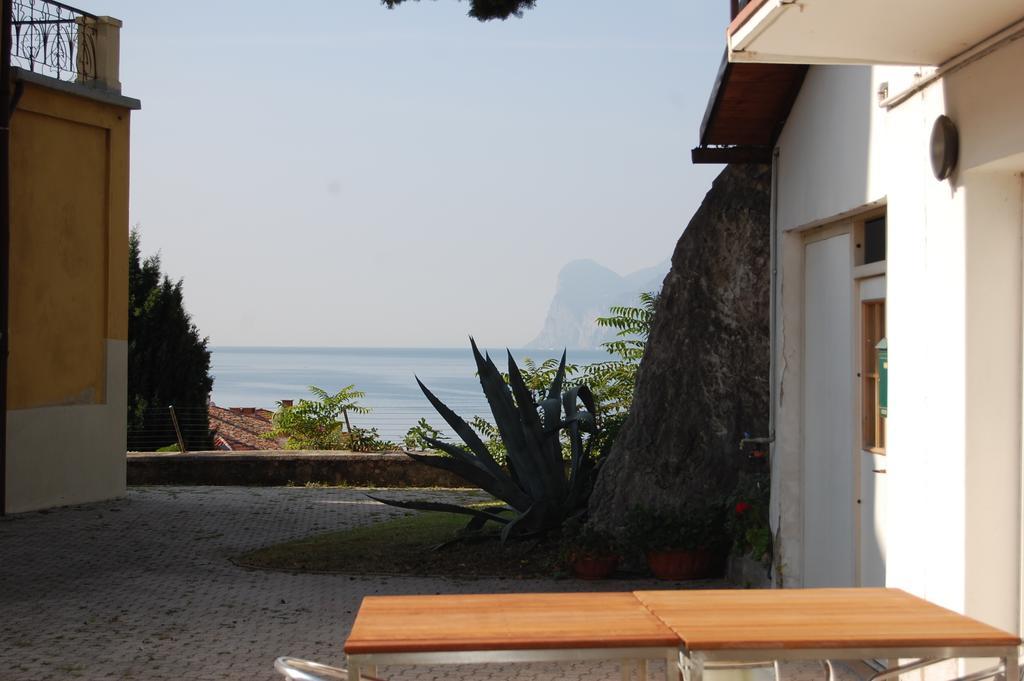 Apartments Suster Torbole Sul Garda Buitenkant foto